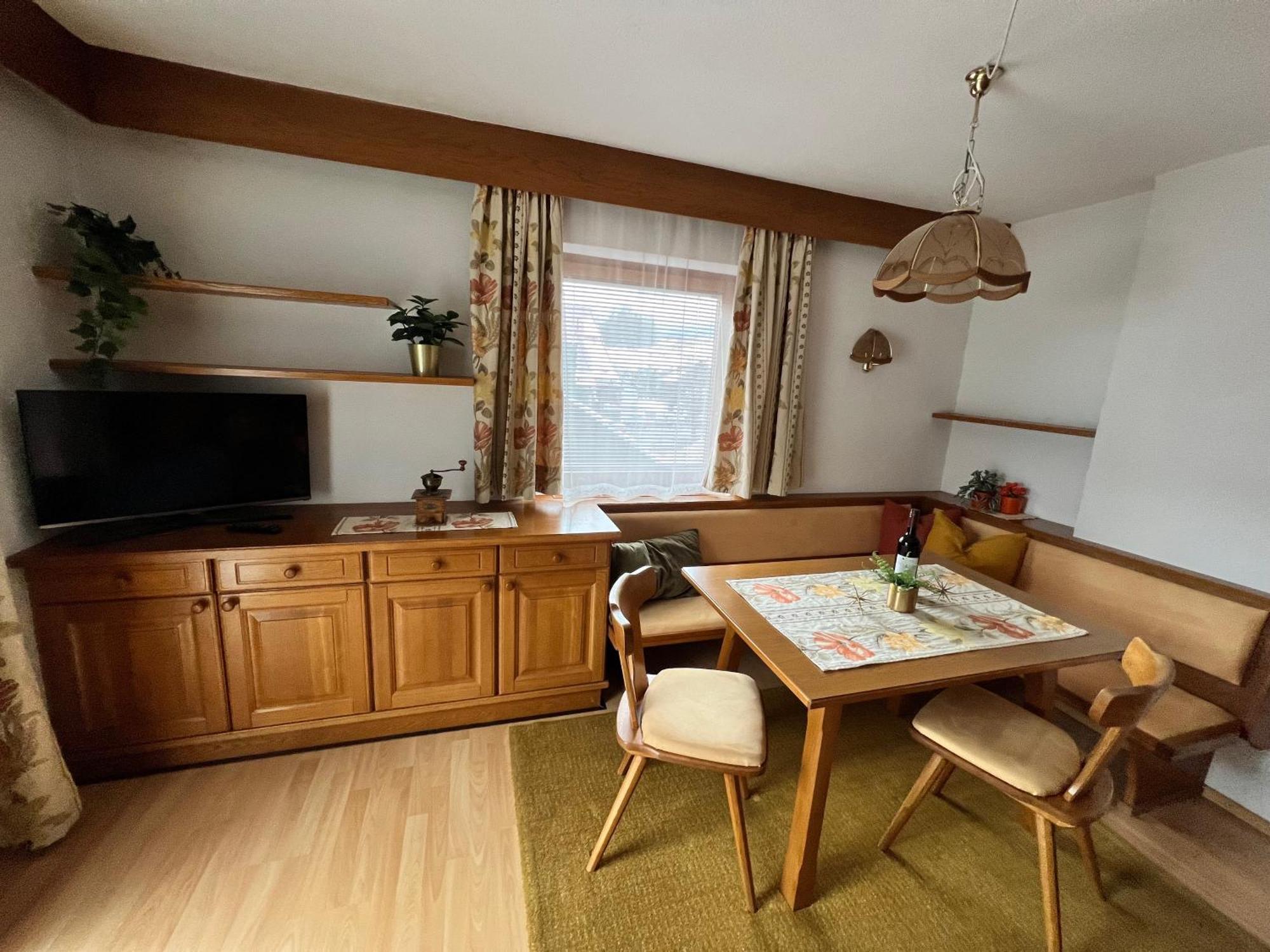Haus Kneissl Seefeld no Tirol Exterior foto