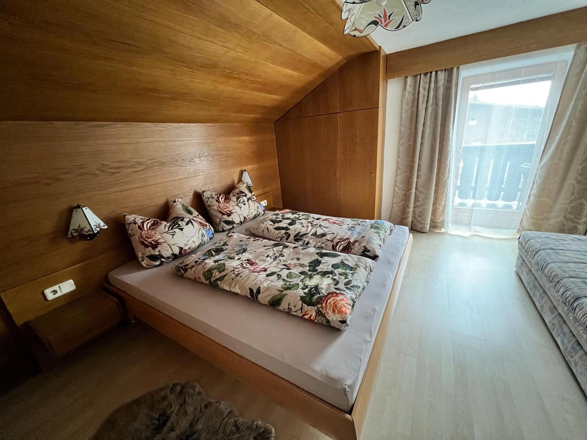 Haus Kneissl Seefeld no Tirol Exterior foto