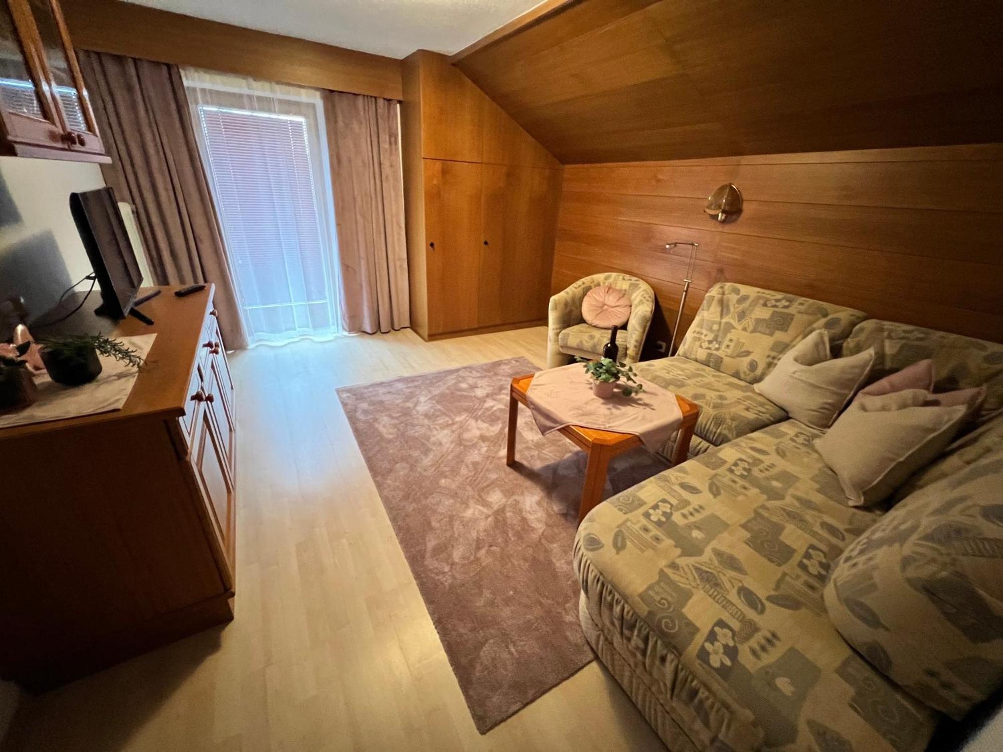 Haus Kneissl Seefeld no Tirol Exterior foto