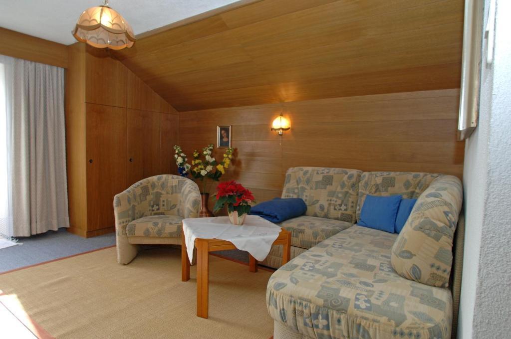 Haus Kneissl Seefeld no Tirol Quarto foto